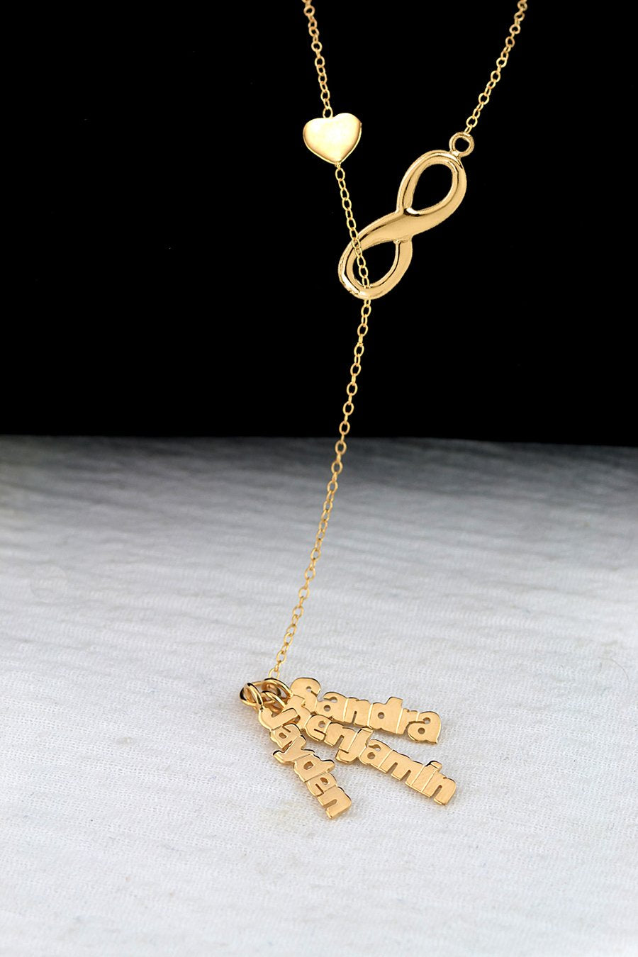 Love Mom with Names Necklace